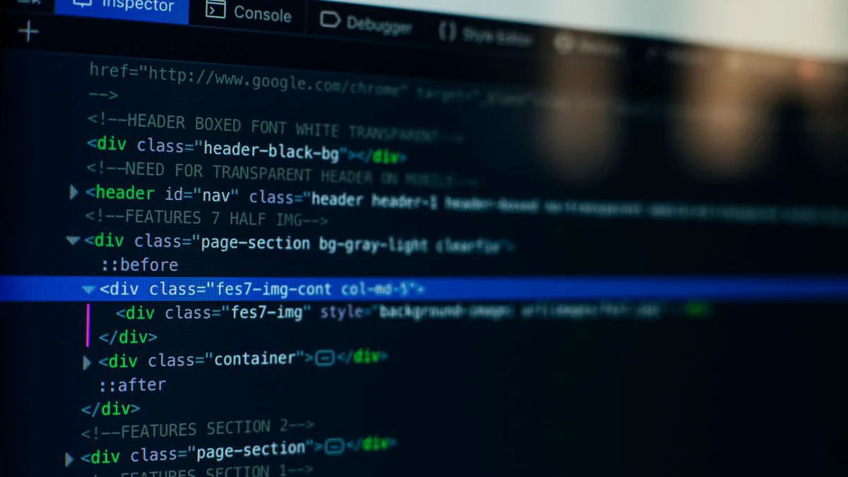 Laptop met browservenster en code op het scherm